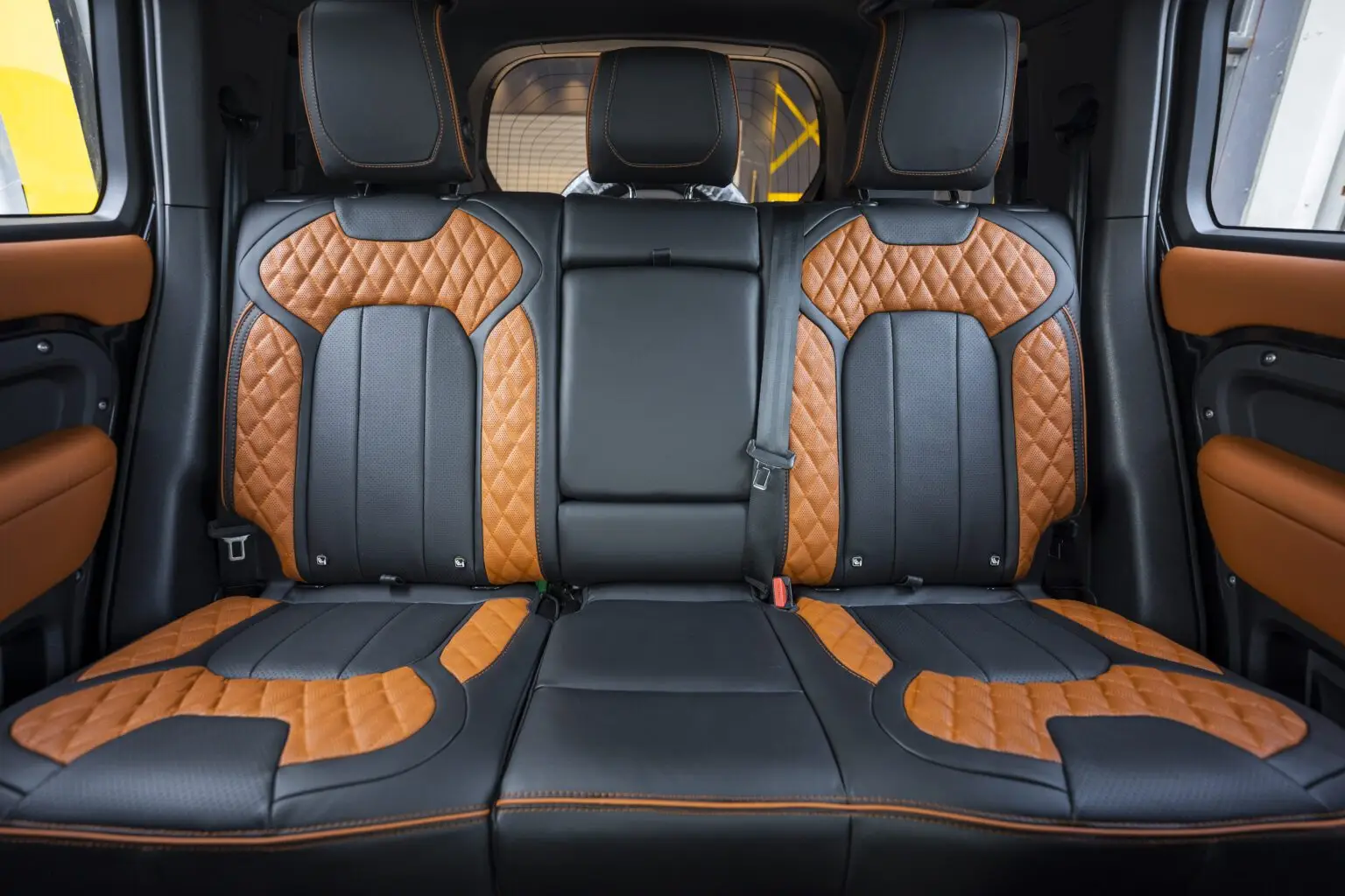 Land-Rover-Defender-interior-upholstery-Black