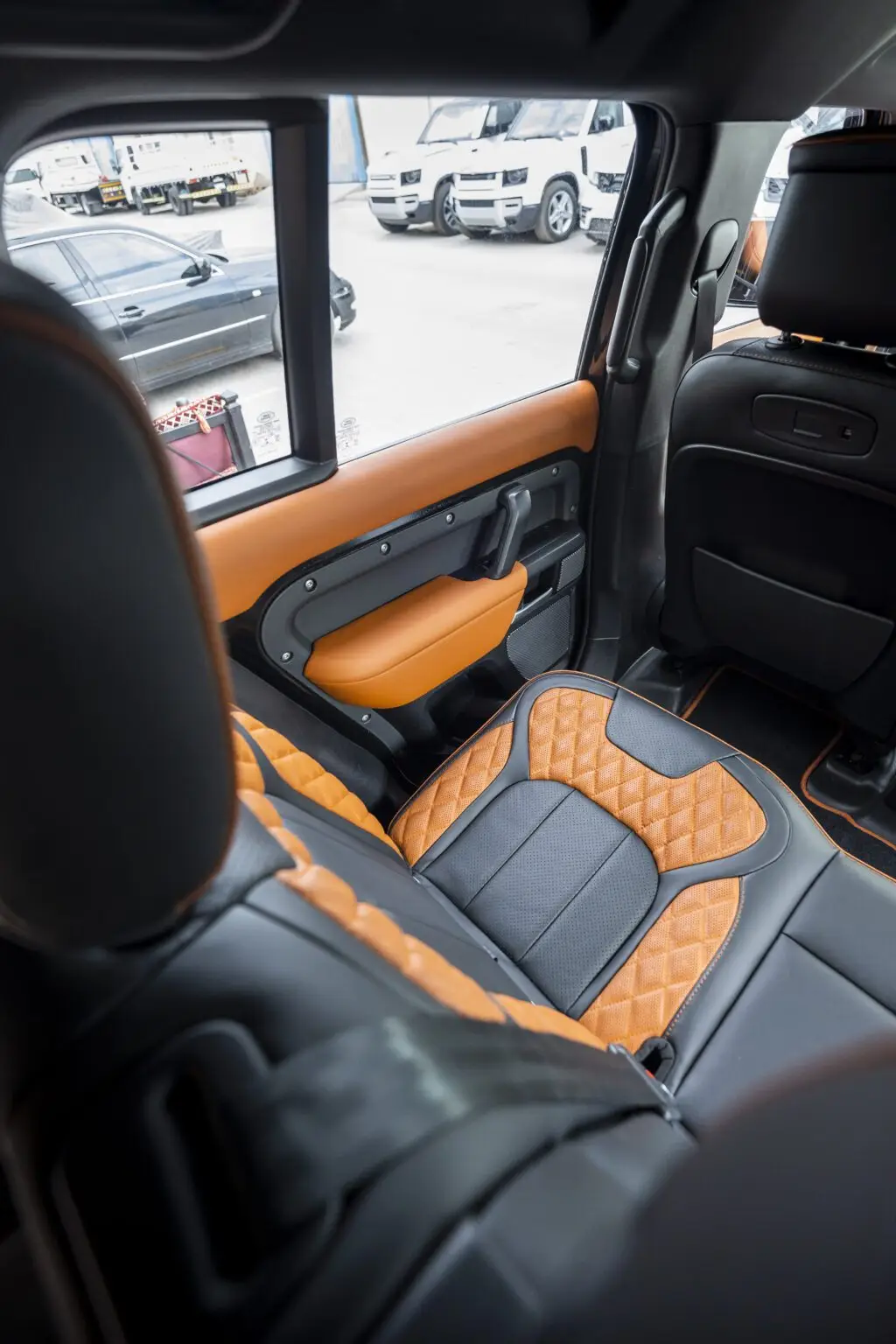 Land-Rover-Defender-interior-upholstery-Black