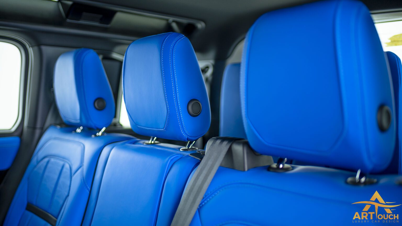 Land-Rover-Defender-interior-upholstery-Blue