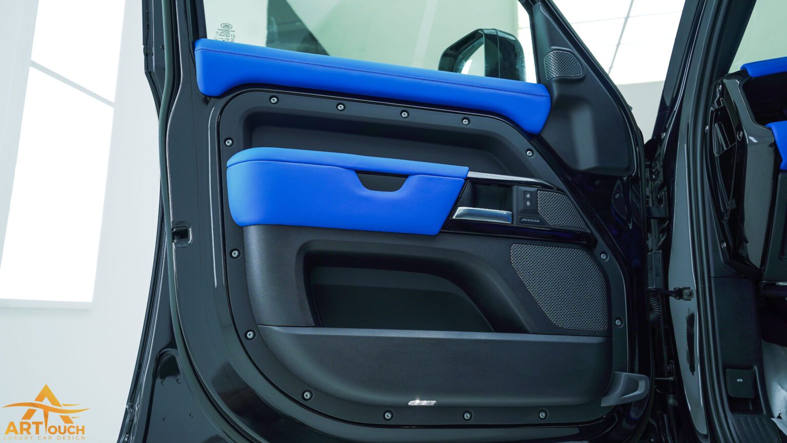 Land-Rover-Defender-interior-upholstery-Blue